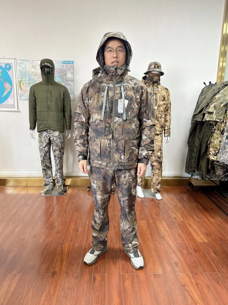 Men's winter waterproof insulated camouflage jacket